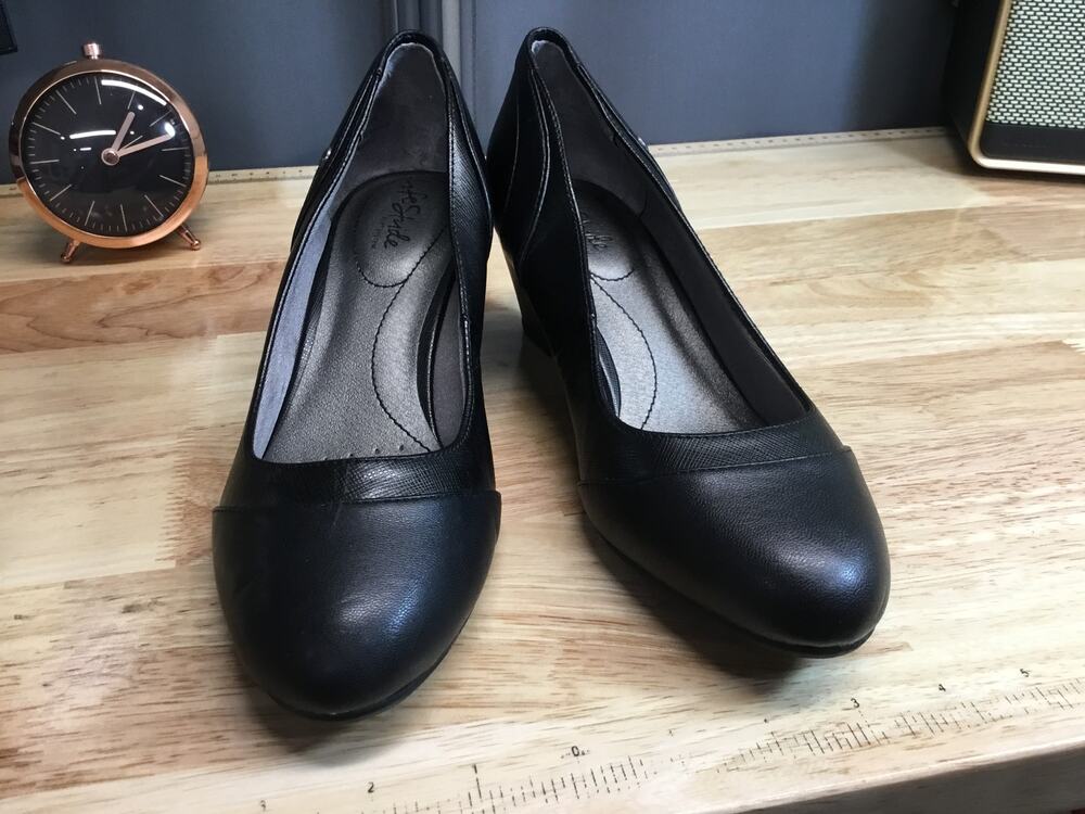 LifeStride Dreams Women's Black Leather Slip-On Almond Toe Wedge Heel Pumps